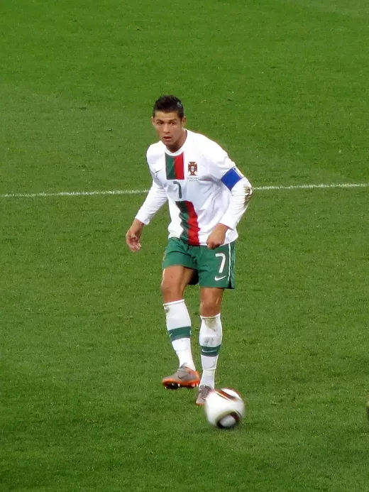 Cristiano Ronaldo VS. Eusebio, Die Schlacht der Titanen